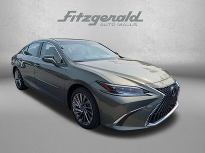 Used 2025 Lexus ES 350 Ultra Luxury w/ Accessory Package (Z1)