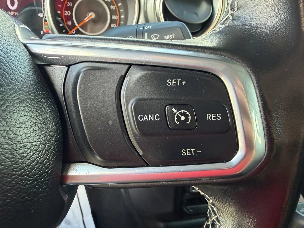 Used 2022 Jeep Gladiator Overland AWD/4WD image 10