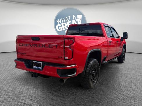 Used 2024 Chevrolet Silverado 3500 LTZ w/ LTZ Plus Package AWD/4WD image 3