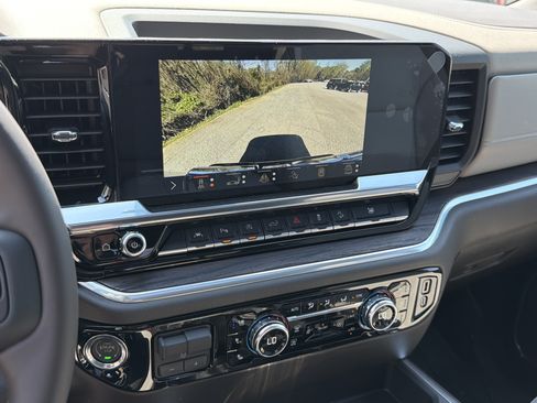 New 2026 GMC Sierra 1500 SLT w/ SLT Premium Plus Package AWD/4WD image 30
