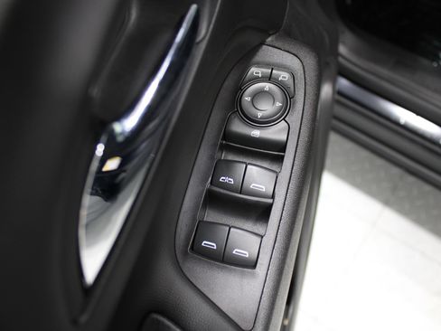 Used 2020 Chevrolet Equinox LT AWD/4WD image 43