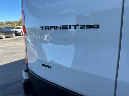 New 2026 Ford Transit 250 Low Roof AWD image 18