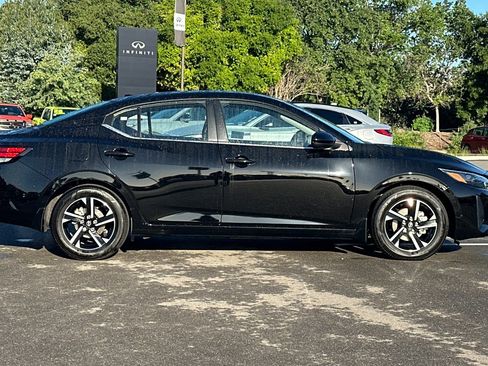 Certified 2025 Nissan Sentra SV w/ Trunk Package image 3