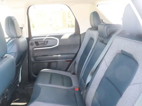 Used 2024 Ford Bronco Sport Outer Banks w/ Tech Package AWD/4WD image 32