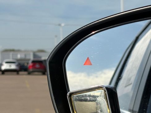 Certified 2023 Nissan Rogue SV image 11