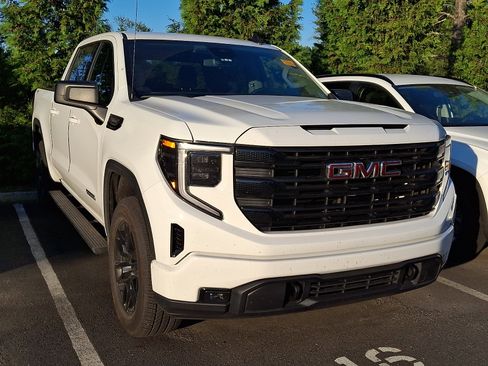 Used 2026 GMC Sierra 1500 Elevation AWD/4WD image 5