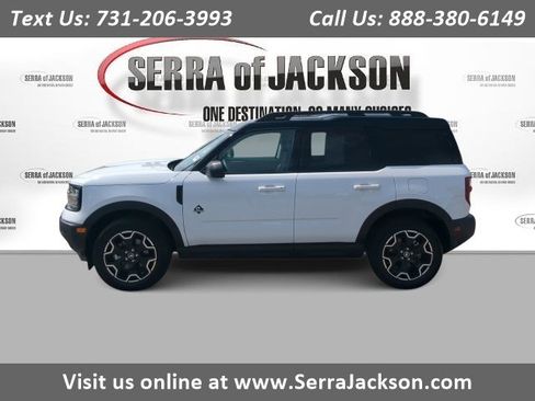 Used 2025 Ford Bronco Sport Outer Banks AWD/4WD image 1