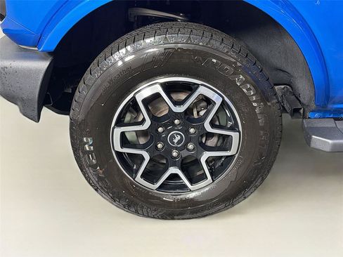 Used 2022 Ford Bronco Outer Banks AWD/4WD image 34