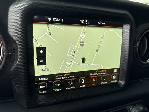 Used 2023 Jeep Wrangler Unlimited Sahara image 23