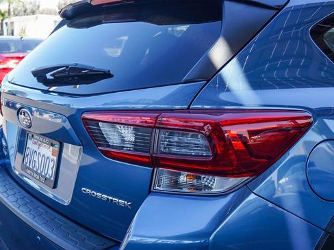 Used 2021 Subaru Crosstrek 2.5i Limited w/ Moonroof Package 2 image 8