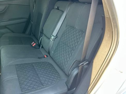Used 2019 Chevrolet Blazer LT FWD image 9
