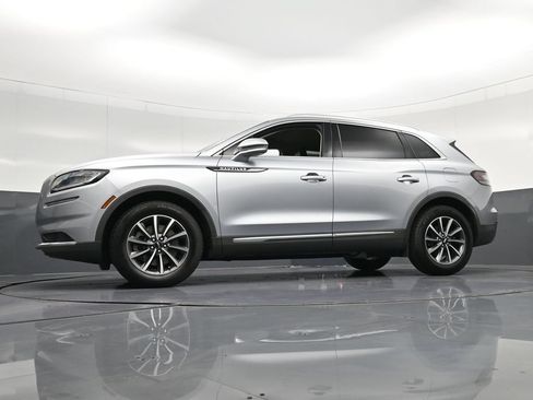 Used 2021 Lincoln Nautilus FWD image 36