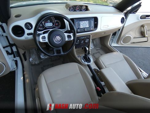 Used 2014 Volkswagen Beetle TDI FWD image 23