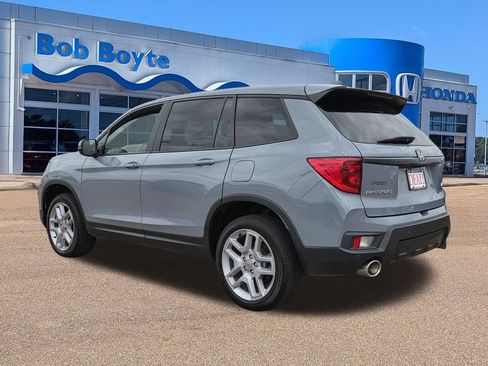 Used 2025 Honda Passport EX-L image 7