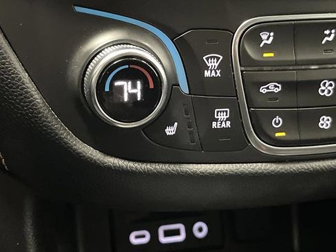 Used 2020 Chevrolet Equinox Premier w/ LPO, Floor Liner Package image 7