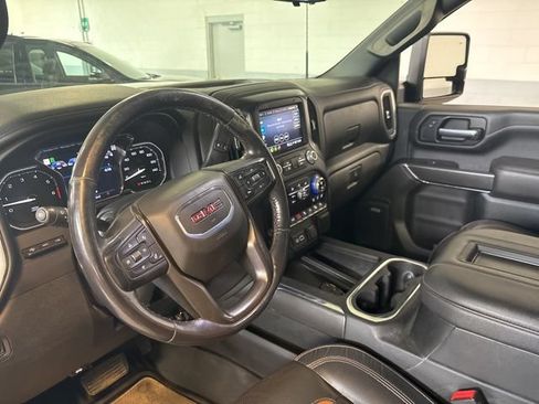 Used 2021 GMC Sierra 3500 AT4 w/ AT4 Premium Plus Package AWD/4WD image 8