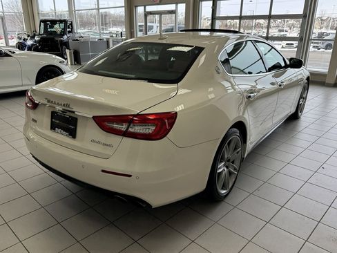 Used 2019 Maserati Quattroporte S Q4 AWD/4WD image 11