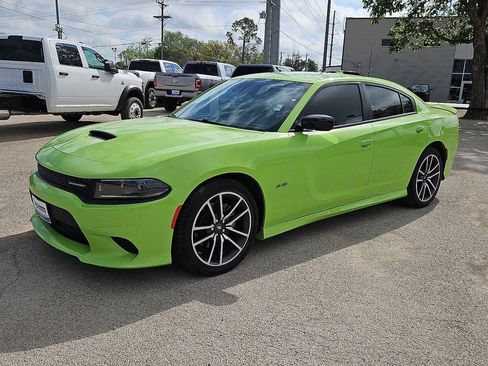 Used 2023 Dodge Charger R/T w/ Harman/Kardon Audio Group RWD image 2