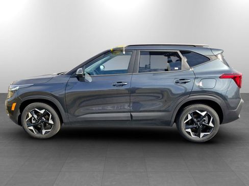 Used 2025 Kia Seltos S image 10