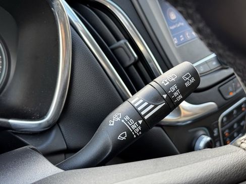 Certified 2024 Chevrolet Equinox LT image 29