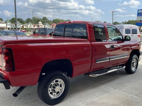 Used 2005 Chevrolet Silverado 2500 LS AWD/4WD image 9