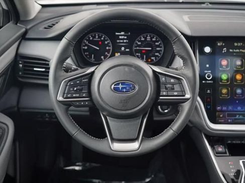 Certified 2025 Subaru Outback Premium AWD/4WD image 8