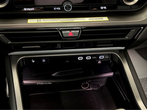 New 2026 Lexus TX 500h AWD image 16