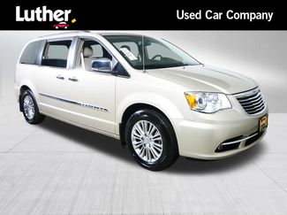 Used 2013 Chrysler Town & Country Touring-L w/ Driver Convenience Group FWD video 1