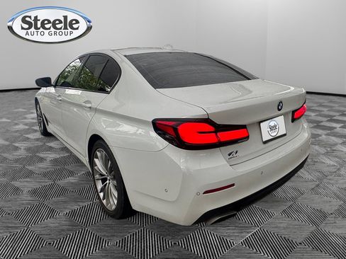 Used 2021 BMW 530i w/ Premium Package RWD image 3