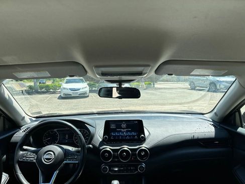 Used 2024 Nissan Sentra SV w/ All-Weather Package FWD image 18