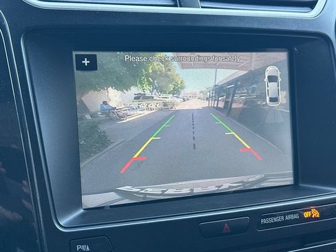 Used 2017 Ford Explorer XLT w/ Equipment Group 202A FWD image 19