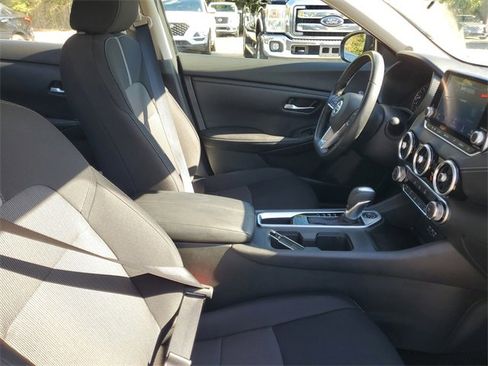 Used 2022 Nissan Sentra SV w/ Trunk Package image 32