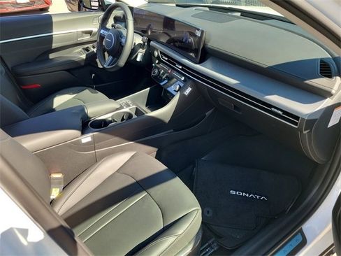 New 2026 Hyundai Sonata Limited image 18
