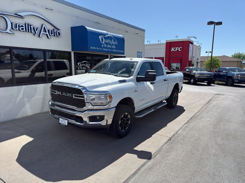 Used 2024 RAM 2500 Big Horn w/ Off Road Package AWD/4WD image 2
