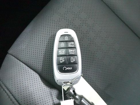 Used 2024 Hyundai Ioniq 5 Limited AWD/4WD image 25