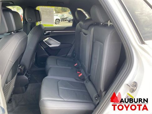 Used 2020 Audi Q3 2.0T Premium w/ Convenience Package AWD/4WD image 21