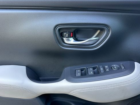 New 2027 Honda HR-V LX image 28