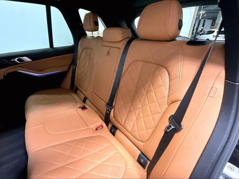 Used 2023 BMW X5 xDrive40i w/ Parking Assistance Package image 26