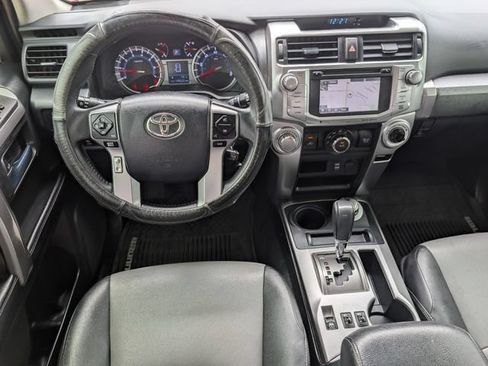 Used 2017 Toyota 4Runner SR5 Premium AWD/4WD image 17