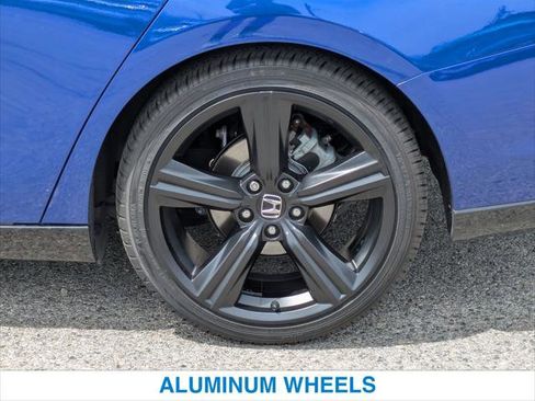 Used 2023 Honda Accord Sport image 11