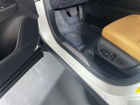 Certified 2025 Lexus RX 350 Premium image 24