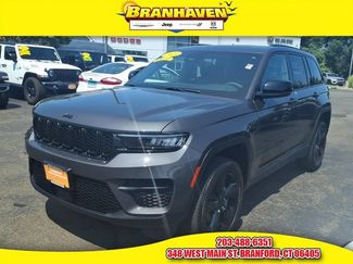 Certified 2023 Jeep Grand Cherokee Altitude AWD/4WD video 1