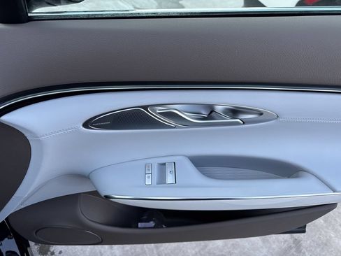 New 2026 Genesis GV70 2.5T Advanced AWD/4WD image 18