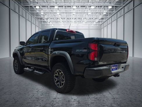 Certified 2025 Chevrolet Colorado ZR2 w/ Technology Package AWD/4WD image 4