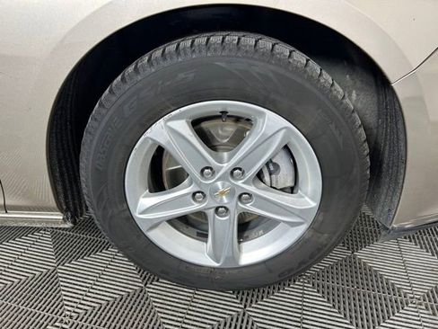 Used 2022 Chevrolet Malibu LS w/ Driver Confidence Package II FWD image 7