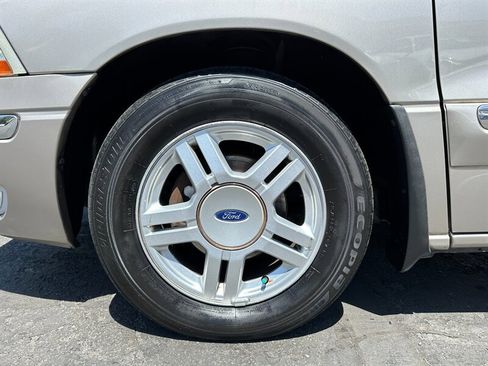 Used 2002 Ford Windstar SE FWD image 9