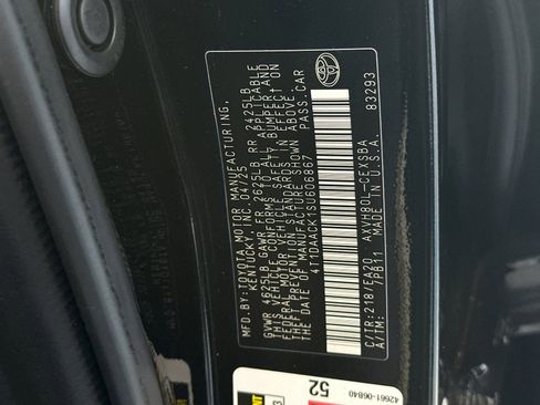 Used 2025 Toyota Camry SE FWD image 27