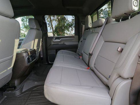 New 2025 GMC Sierra 2500 SLT w/ SLT Premium Package AWD/4WD image 28