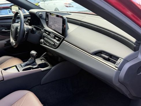 Used 2025 Lexus ES 350 Ultra Luxury w/ Accessory Package (Z2) FWD image 20