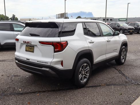 Used 2026 GMC Terrain Elevation FWD image 4